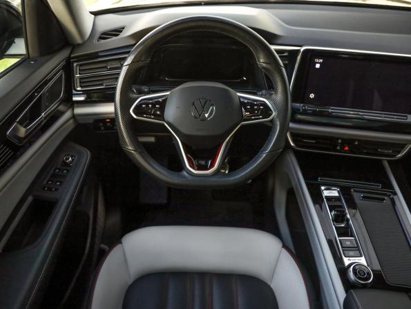 Volkswagen Teramont I Рестайлинг (China Market) с пробегом 2022 года, цена 3 599 000 рублей, 95146 км, внедорожник, Автокод Объявления