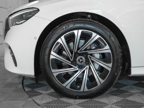 Новый Mercedes-Benz E-Класс VI (W214 S214) 2025 года, цена 10 573 000 рублей, седан, Автокод Объявления