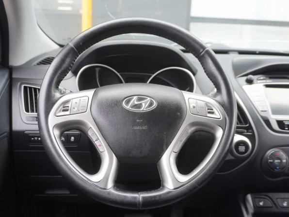Hyundai ix35 I с пробегом 2011 года, цена 1 100 000 рублей, 245201 км, внедорожник, Автокод Объявления