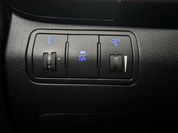 Hyundai Solaris I с пробегом 2011 года, цена 675 000 рублей, 229463 км, хэтчбек, Автокод Объявления