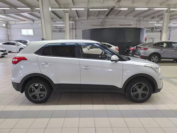 Hyundai Creta I с пробегом 2018 года, цена 1 800 000 рублей, 96610 км, внедорожник, Автокод Объявления