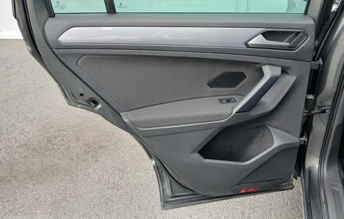 Volkswagen Tiguan II Рестайлинг с пробегом 2021 года, цена 3 340 000 рублей, 45825 км, внедорожник, Автокод Объявления
