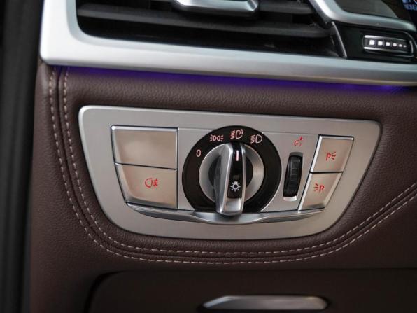 BMW 7 серии VI (G11/G12) Рестайлинг с пробегом 2020 года, цена 4 993 055 рублей, 130045 км, седан, Автокод Объявления