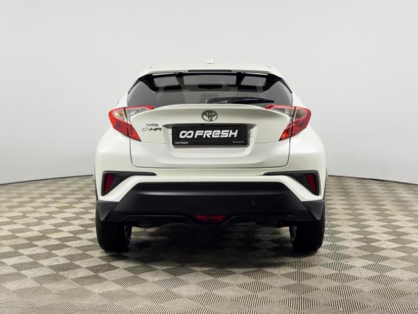 Toyota C-HR I с пробегом 2018 года, цена 1 935 900 рублей, 136148 км, внедорожник, Автокод Объявления