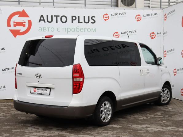 Hyundai H-1 II с пробегом 2011 года, цена 1 600 000 рублей, 293000 км, минивэн, Автокод Объявления