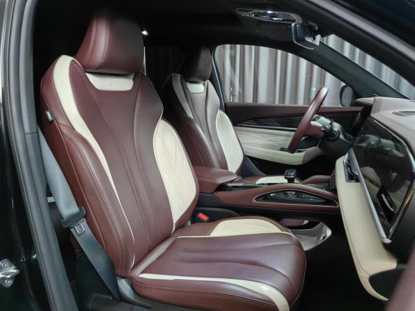 Geely Monjaro I с пробегом 2024 года, цена 2 995 000 рублей, 85468 км, внедорожник, Автокод Объявления
