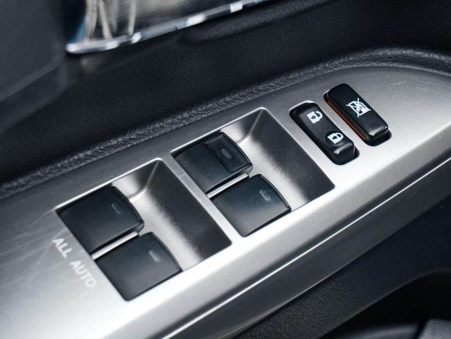 Toyota Land Cruiser 200 Series Рестайлинг 1 Ростов-на-Дону  - изображение 13