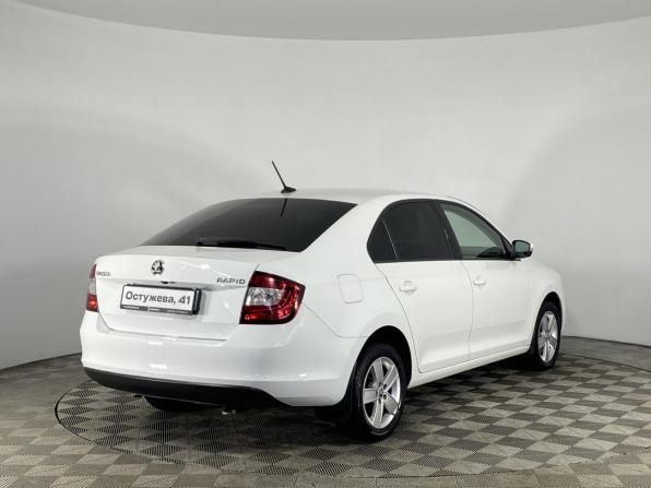 Skoda Rapid I Рестайлинг с пробегом 2019 года, цена 1 550 000 рублей, 86735 км, лифтбек, Автокод Объявления