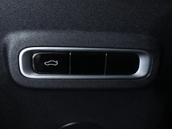 Omoda C5 I с пробегом 2022 года, цена 1 549 000 рублей, 35000 км, внедорожник, Автокод Объявления