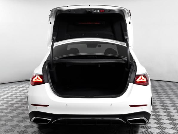 Mercedes-Benz E-Класс VI (W214 S214) с пробегом 2024 года, цена 9 250 000 рублей, 12500 км, седан, Автокод Объявления