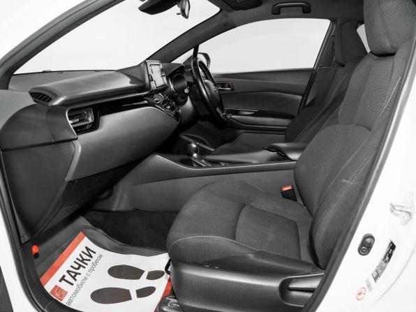 Toyota C-HR I с пробегом 2017 года, цена 1 800 000 рублей, 92515 км, внедорожник, Автокод Объявления