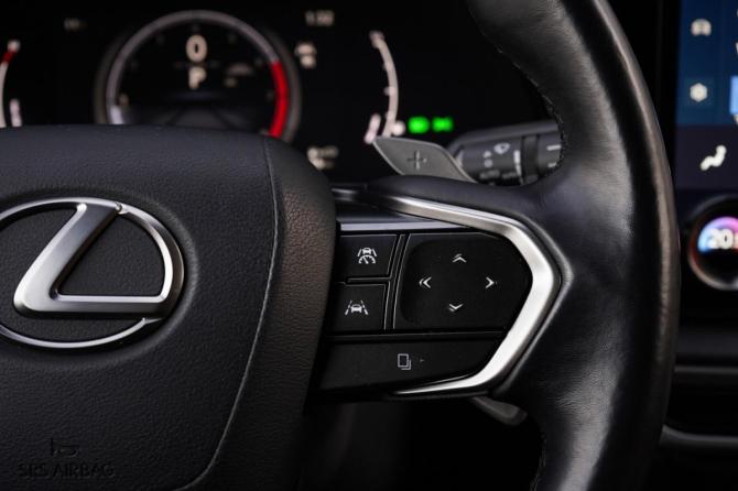Lexus RX V с пробегом 2022 года, цена 7 850 000 рублей, 32694 км, внедорожник, Автокод Объявления
