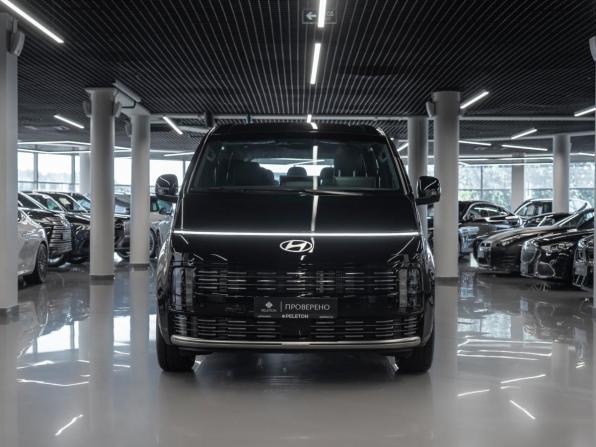 Hyundai Staria I Рестайлинг с пробегом 2026 года, цена 8 000 000 рублей, 17 км, минивэн, Автокод Объявления