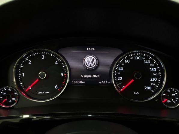 Volkswagen Touareg II Рестайлинг с пробегом 2018 года, цена 2 803 000 рублей, 198087 км, внедорожник, Автокод Объявления