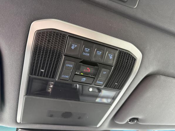 Toyota Land Cruiser 300 Series с пробегом 2021 года, цена 10 800 000 рублей, 163697 км, внедорожник, Автокод Объявления