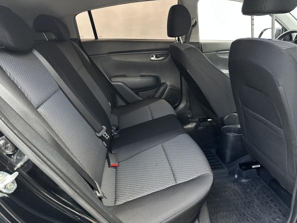 Kia Rio IV с пробегом 2019 года, цена 1 620 000 рублей, 70723 км, хэтчбек, Автокод Объявления