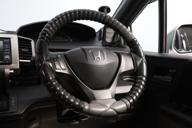 Honda Freed I с пробегом 2011 года, цена 1 179 000 рублей, 108216 км, компактвэн, Автокод Объявления