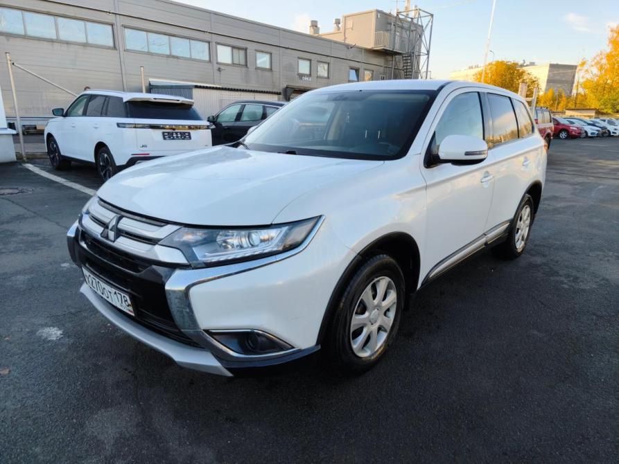 Mitsubishi Outlander III Рестайлинг 2 Санкт-Петербург  - изображение 1