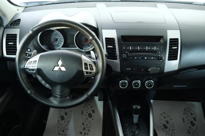 Mitsubishi Outlander II с пробегом 2007 года, цена 1 179 000 рублей, 277700 км, внедорожник, Автокод Объявления
