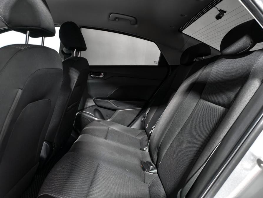 Hyundai Solaris II Санкт-Петербург  - изображение 12