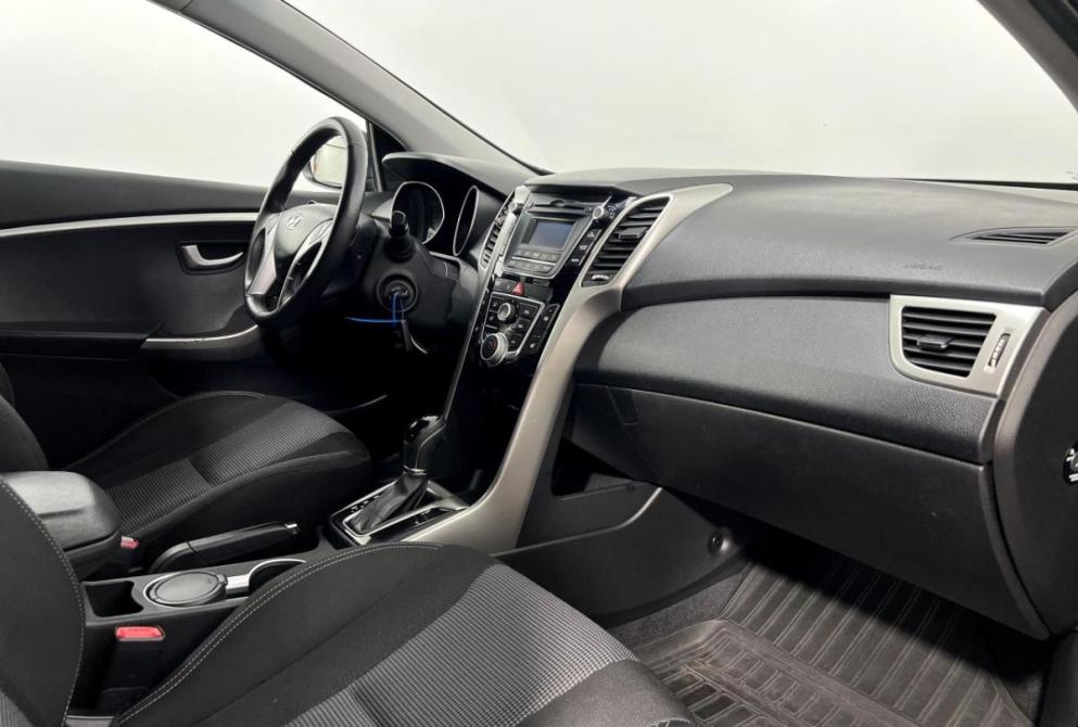 Hyundai i30 II Нижний Новгород  - изображение 12