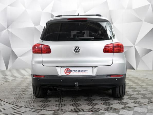 Volkswagen Tiguan I Рестайлинг с пробегом 2011 года, цена 1 424 000 рублей, 246000 км, внедорожник, Автокод Объявления