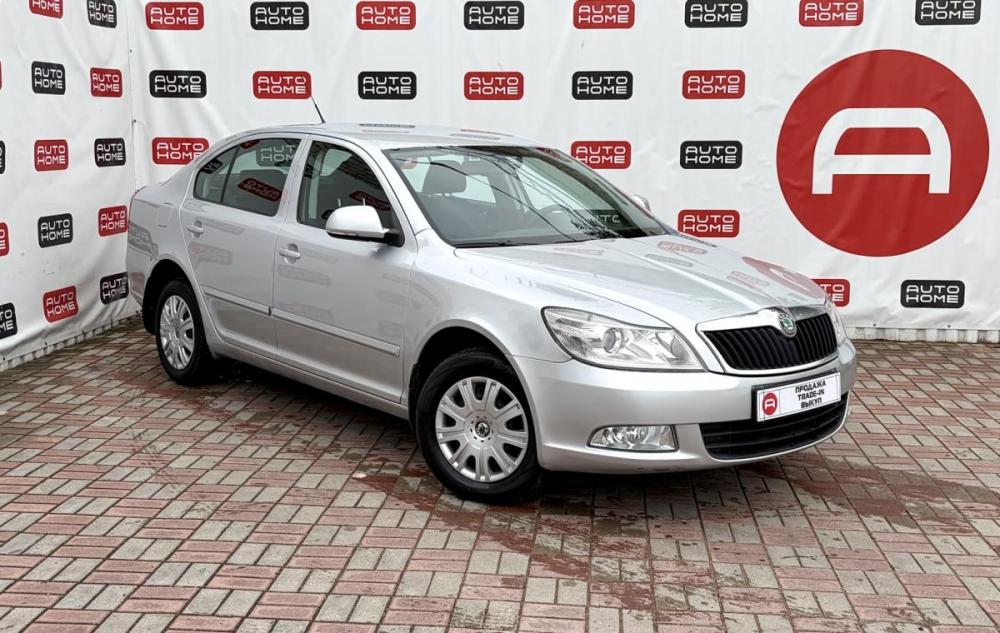 Skoda Octavia II (A5) Рестайлинг Санкт-Петербург  - изображение 3