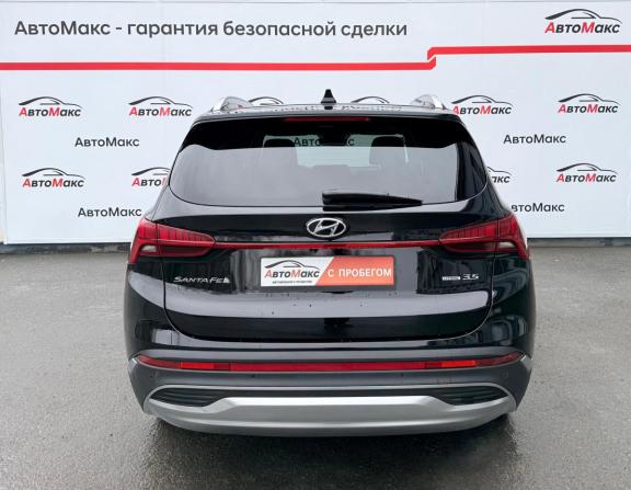 Hyundai Santa Fe IV Рестайлинг с пробегом 2022 года, цена 4 618 000 рублей, 44989 км, внедорожник, Автокод Объявления