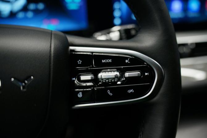 Chery Tiggo 8 Pro Max I Рестайлинг с пробегом 2024 года, цена 2 883 000 рублей, 20750 км, внедорожник, Автокод Объявления