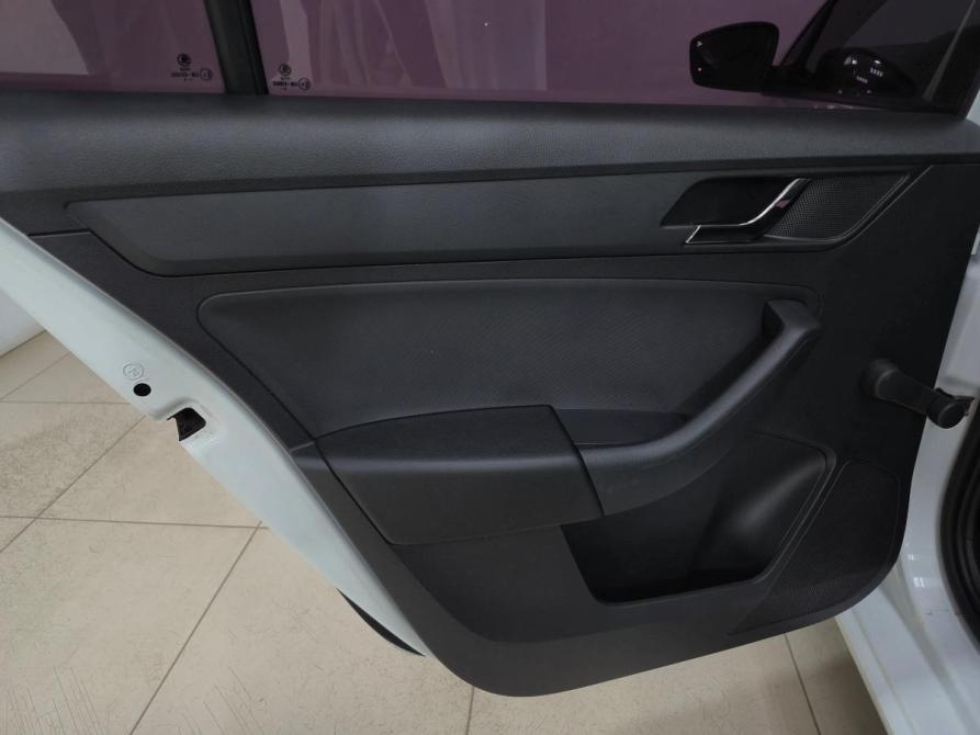 Skoda Rapid I Рестайлинг Альметьевск  - изображение 16
