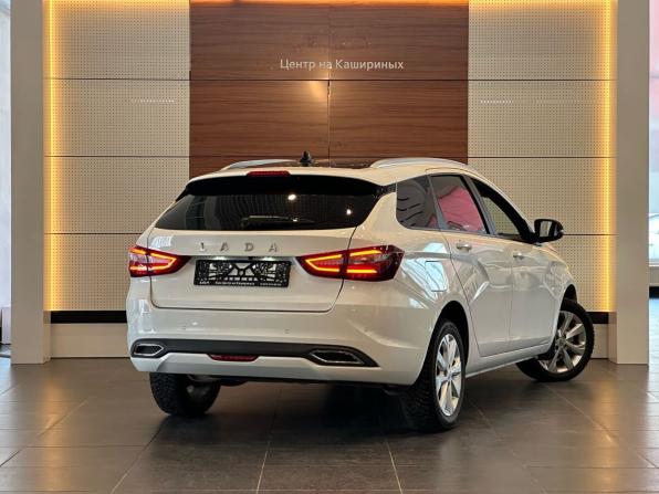 Lada (ВАЗ) Vesta I Рестайлинг (NG) с пробегом 2024 года, цена 1 399 900 рублей, 11254 км, универсал, Автокод Объявления