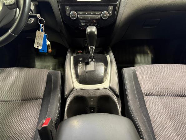 Nissan Qashqai II с пробегом 2014 года, цена 1 297 000 рублей, 203000 км, внедорожник, Автокод Объявления