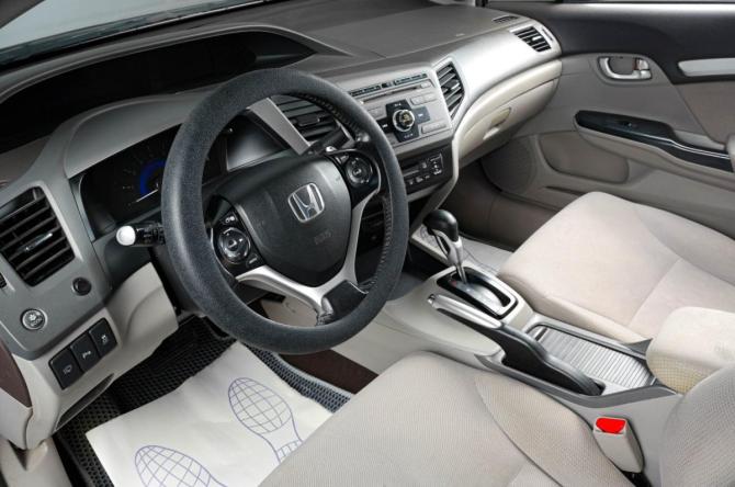 Honda Civic IX с пробегом 2012 года, цена 1 299 000 рублей, 280000 км, седан, Автокод Объявления