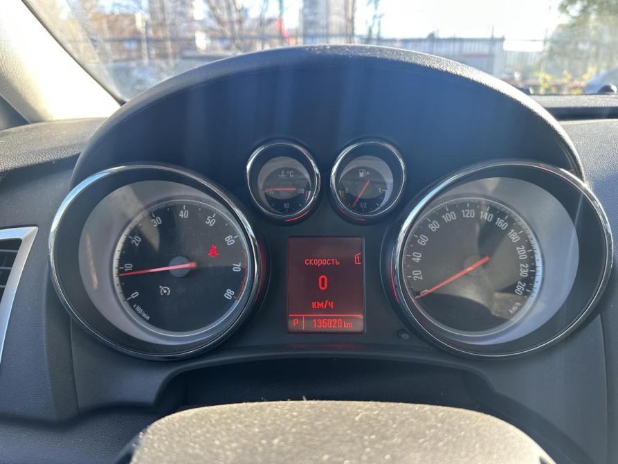 Opel Astra J Рестайлинг Москва  - изображение 7