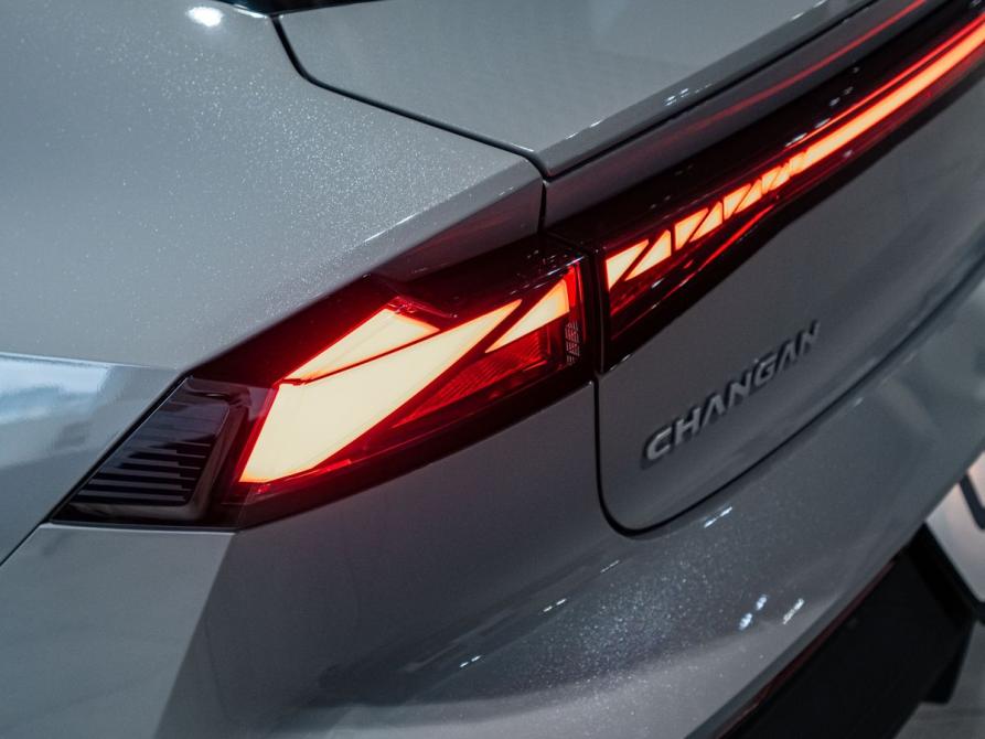 Changan UNI-V I Москва  - изображение 9