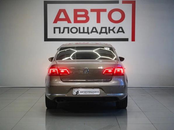 Volkswagen Passat B7 с пробегом 2011 года, цена 1 029 000 рублей, 215898 км, седан, Автокод Объявления