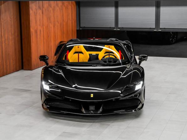 Ferrari SF90 I с пробегом 2025 года, цена 63 300 000 рублей, 63 км, кабриолет, Автокод Объявления