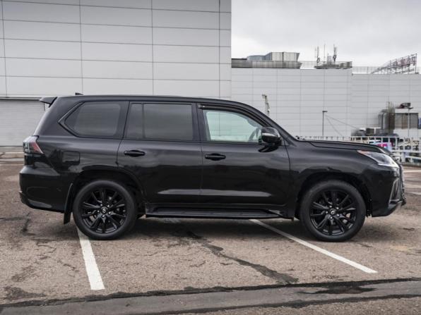 Lexus LX III Рестайлинг 2 с пробегом 2018 года, цена 7 990 000 рублей, 195481 км, внедорожник, Автокод Объявления