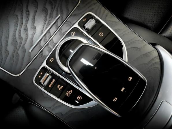 Mercedes-Benz C-Класс IV (W205) Рестайлинг с пробегом 2019 года, цена 3 655 000 рублей, 77893 км, седан, Автокод Объявления