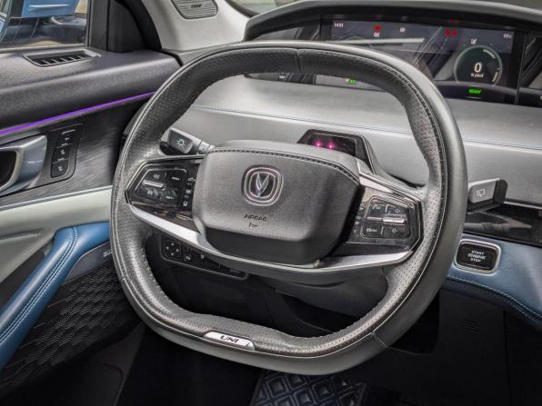 Changan UNI-K с пробегом 2022 года, цена 3 080 000 рублей, 70000 км, внедорожник, Автокод Объявления