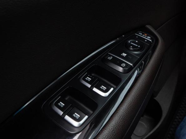 Kia Optima IV Рестайлинг с пробегом 2019 года, цена 2 050 000 рублей, 109391 км, седан, Автокод Объявления