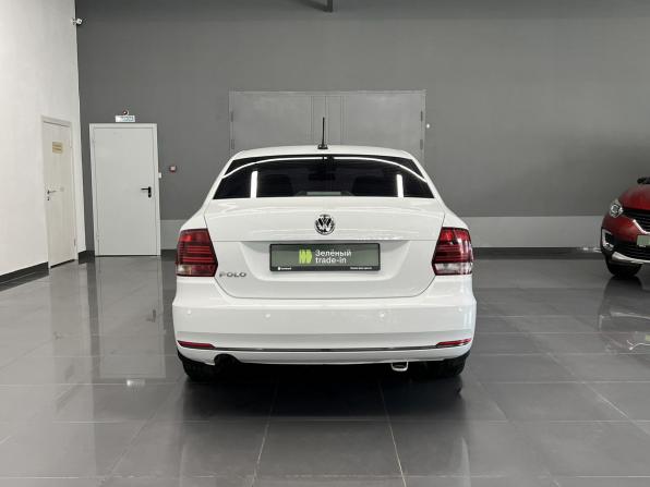 Volkswagen Polo V Рестайлинг с пробегом 2018 года, цена 1 045 000 рублей, 149349 км, седан, Автокод Объявления