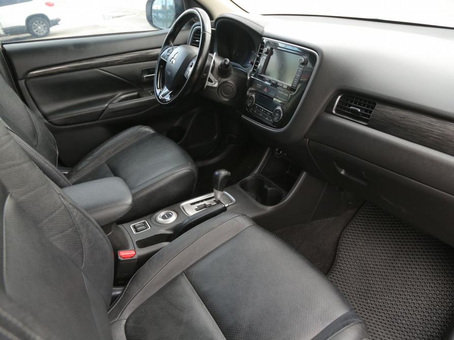 Mitsubishi Outlander III Рестайлинг 2 Иваново  - изображение 9