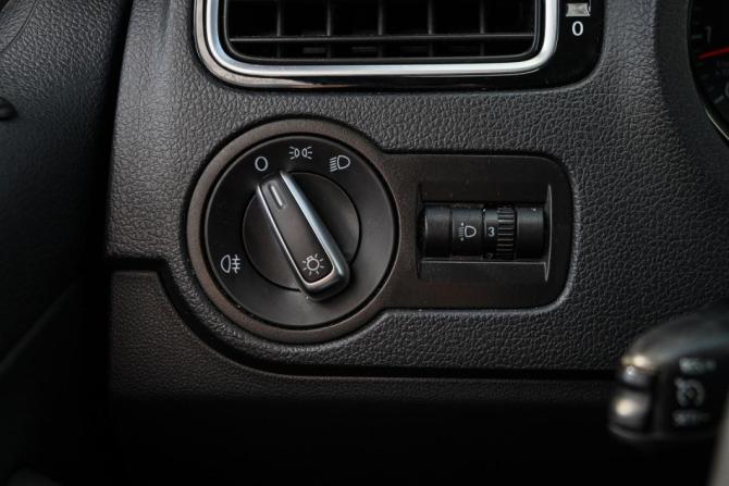 Volkswagen Polo V Рестайлинг с пробегом 2019 года, цена 1 290 000 рублей, 95545 км, седан, Автокод Объявления