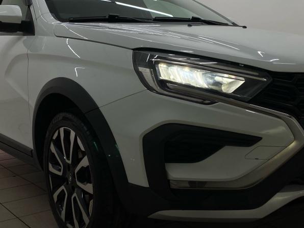 Lada (ВАЗ) Vesta I Рестайлинг (NG) с пробегом 2023 года, цена 1 420 000 рублей, 45105 км, седан, Автокод Объявления