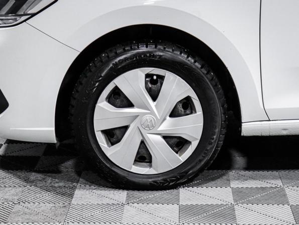 Volkswagen Polo VI с пробегом 2022 года, цена 1 644 000 рублей, 32688 км, лифтбек, Автокод Объявления
