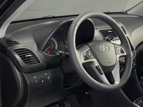 Hyundai Solaris I Рестайлинг с пробегом 2014 года, цена 899 000 рублей, 179718 км, седан, Автокод Объявления