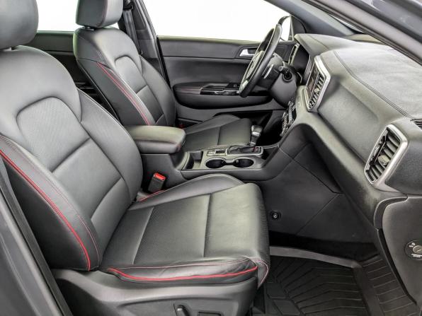 Kia Sportage IV Рестайлинг с пробегом 2021 года, цена 2 885 000 рублей, 52200 км, внедорожник, Автокод Объявления
