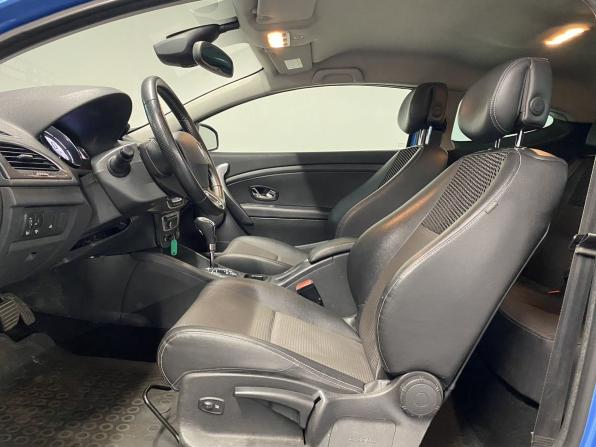 Renault Megane III Рестайлинг с пробегом 2013 года, цена 480 000 рублей, 212428 км, хэтчбек, Автокод Объявления