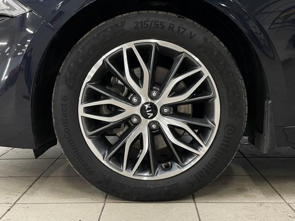 Kia K5 III с пробегом 2021 года, цена 2 721 000 рублей, 97530 км, седан, Автокод Объявления